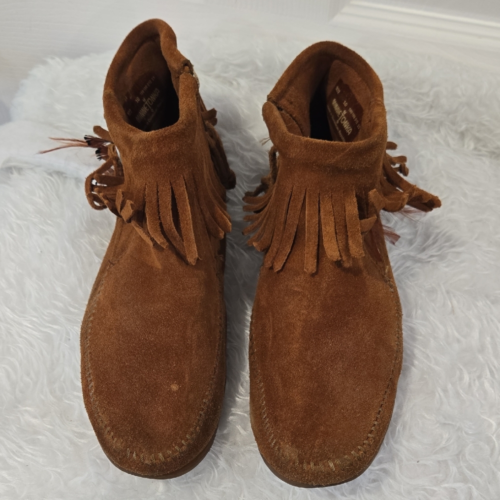 Minnetonka Suede Fringe Moccasin Ankle Boots Women’s Size 10 Brown